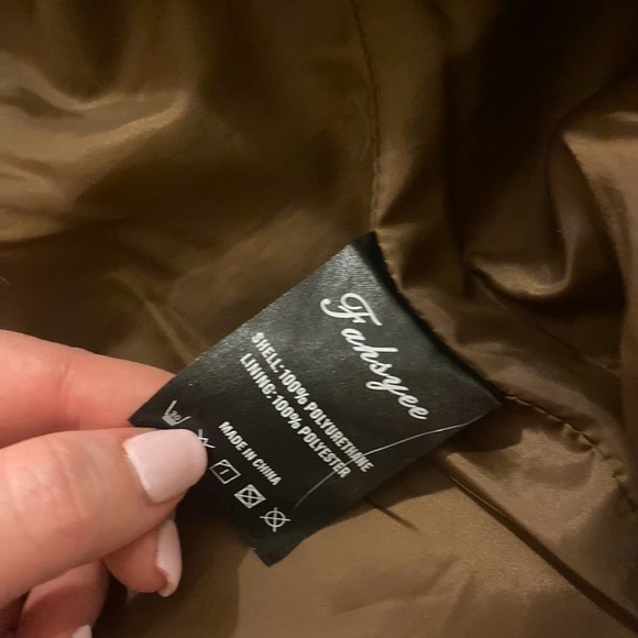 NWT faux leather jacket in camel - Picture 7 of 9